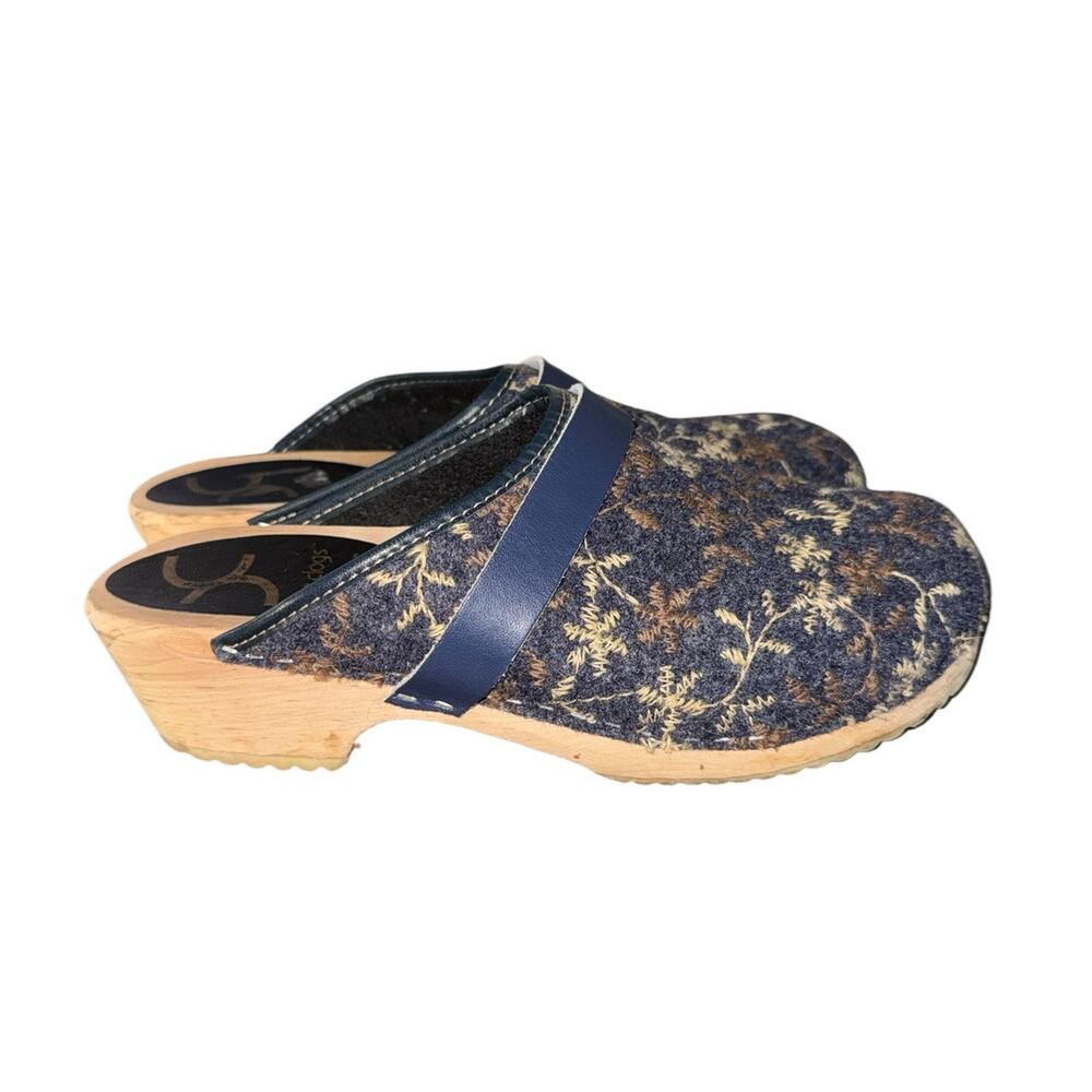 Cape Clogs EU 39 US 8.5 Blue Floral Wool Swedish Wood Sole Boho Cottagecore